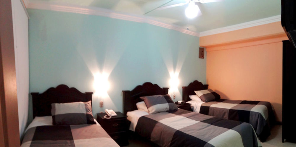 Hotel Eskalima 알라후엘라 외부 사진